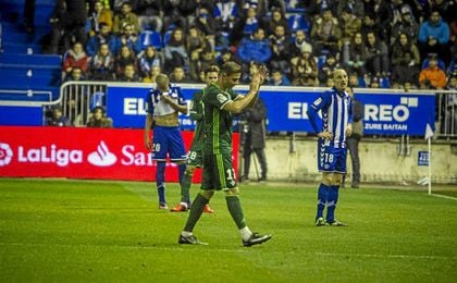 Betis y Alavés se verán las caras durante la Feria de Abril. Betis y Alavés se verán las caras durante la Feria de Abril.
