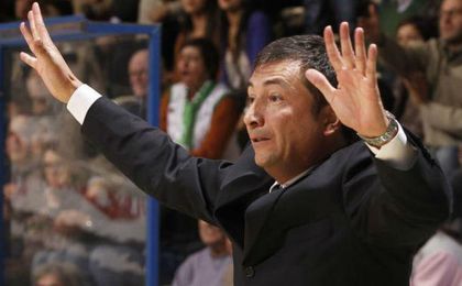 Luca Banchi se perfila como sustituto de Tabak. Luca Banchi se perfila como sustituto de Tabak.
