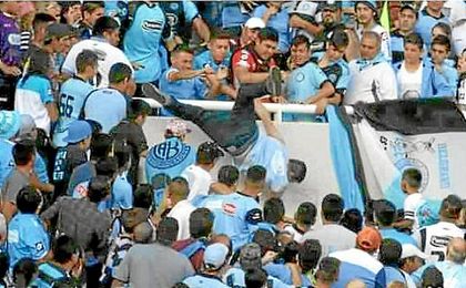 La violencia, una sombra recurrente que oscurece el fútbol argentino La violencia, una sombra recurrente que oscurece el fútbol argentino