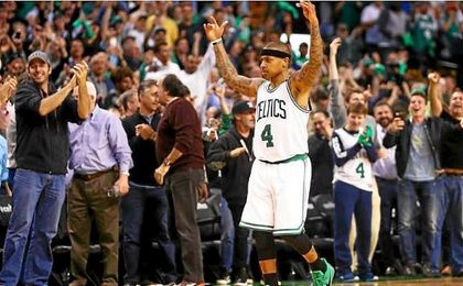 Isaiah Thomas anota 53 puntos, la mayor anotación en los 'play-offs' en 14 años Isaiah Thomas anota 53 puntos, la mayor anotación en los 'play-offs' en 14 años