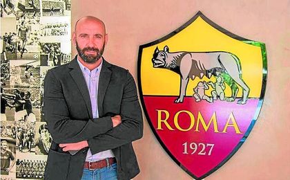 Monchi: "En Roma ya me siento querido" Monchi: "En Roma ya me siento querido"