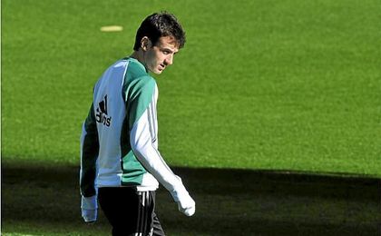 Rubén Pardo y Álex Martínez, bajas en la convocatoria para El Molinón Rubén Pardo y Álex Martínez, bajas en la convocatoria para El Molinón