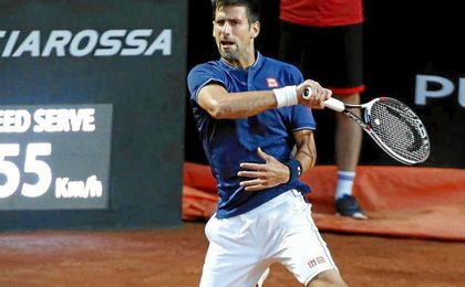 Djokovic apabulla a Thiem y buscará su quinto título en Roma ante Zverev Djokovic apabulla a Thiem y buscará su quinto título en Roma ante Zverev