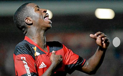 Vinicius apenas ha jugado dos partidos con el Flamengo, pero el Madrid pagará 45 millones por él. Vinicius apenas ha jugado dos partidos con el Flamengo, pero el Madrid pagará 45 millones por él.