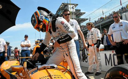 Alonso, hoy en Indianápolis. Alonso, hoy en Indianápolis.