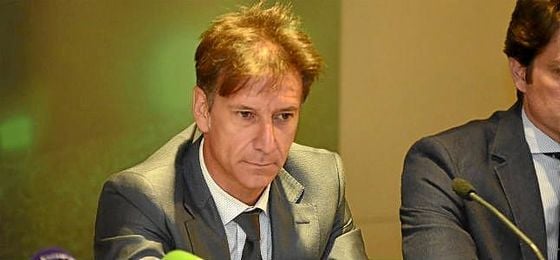 Alfonso, durante la presentación del proyecto de ´Arriba, Betis, Campeón´. Alfonso, durante la presentación del proyecto de ´Arriba, Betis, Campeón´.