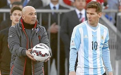 Sampaoli, cuando dirigía a Chile. Sampaoli, cuando dirigía a Chile.