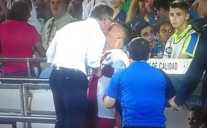 Captura del momento del encontronazo. Captura del momento del encontronazo.