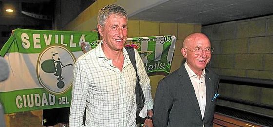 Serra Ferrer le ha ofrecido a Setién entre cuatro y cinco opciones para cada puesto a reforzar. Serra Ferrer le ha ofrecido a Setién entre cuatro y cinco opciones para cada puesto a reforzar.