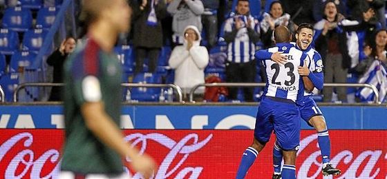 Carles Gil, cedido al Deportivo Carles Gil, cedido al Deportivo