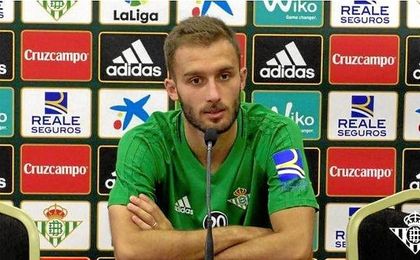 Pezzella se plantea salir "si surge algo beneficioso para las dos partes" Pezzella se plantea salir "si surge algo beneficioso para las dos partes"