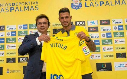 Vitolo, presentando con Las Palmas. Vitolo, presentando con Las Palmas.