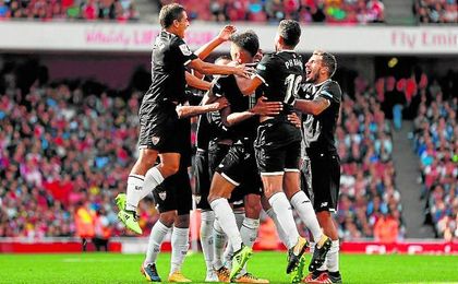 El ´Tucu´ Correa celebra su gol ante el Arsenal. El ´Tucu´ Correa celebra su gol ante el Arsenal.