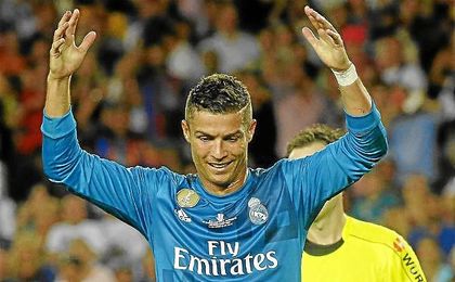 Ronaldo ha sido castigado con cinco partido de sanción. Ronaldo ha sido castigado con cinco partido de sanción.