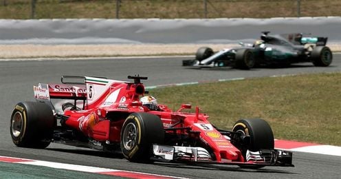 Vettel defiende 14 puntos sobre Hamilton en Spa, donde Alonso espera mejoras Vettel defiende 14 puntos sobre Hamilton en Spa, donde Alonso espera mejoras