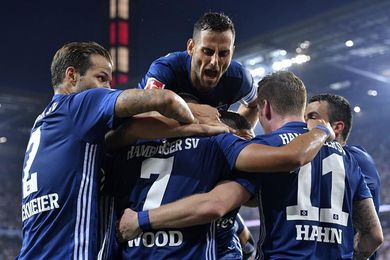 El Hamburgo se sitúa líder provisional tras vencer 1-3 al Colonia El Hamburgo se sitúa líder provisional tras vencer 1-3 al Colonia