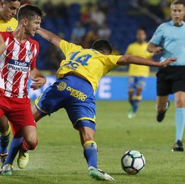 Correa y Carrasco dan ventaja al Atlético al descanso (0-2) Correa y Carrasco dan ventaja al Atlético al descanso (0-2)