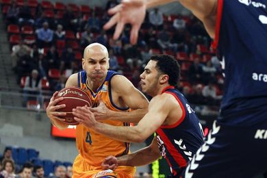 Albert Oliver: "Tenemos un buen equipo, pero deberemos demostrarlo" Albert Oliver: "Tenemos un buen equipo, pero deberemos demostrarlo"