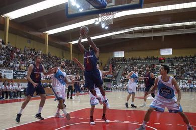 El Barça cierra su gira por Galicia con una contundente victoria ante el Obra El Barça cierra su gira por Galicia con una contundente victoria ante el Obra