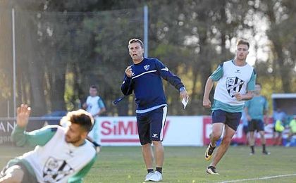 El entrenador del Huesca espera hacer "un partido perfecto". El entrenador del Huesca espera hacer "un partido perfecto".