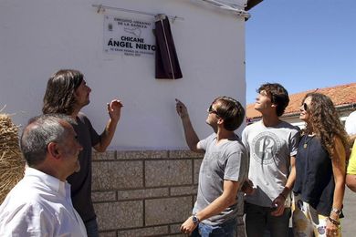 Méndez de Vigo recibirá mañana, miércoles, a la familia de Ángel Nieto Méndez de Vigo recibirá mañana, miércoles, a la familia de Ángel Nieto