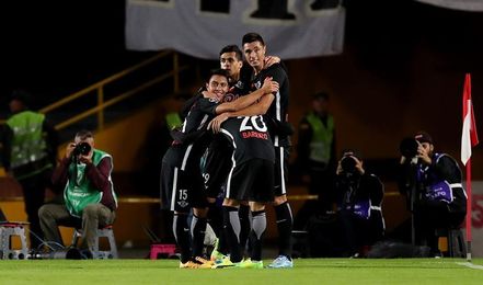 Al ´rey´ le apetece otra copa y con Libertad se inscriben en cuartos de final Al ´rey´ le apetece otra copa y con Libertad se inscriben en cuartos de final