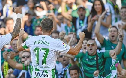Joaquín cambió la finta y el esprint por los goles. Joaquín cambió la finta y el esprint por los goles.