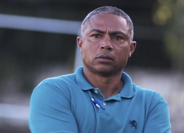 Entrenador del Platense, segundo destituido en lo que va del torneo Apertura Entrenador del Platense, segundo destituido en lo que va del torneo Apertura