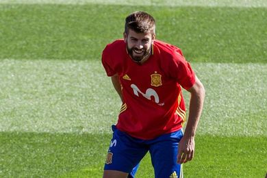 Donato a Piqué: "No debe hablar por los no españoles que defendimos España" Donato a Piqué: "No debe hablar por los no españoles que defendimos España"