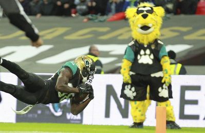 9-30. Smith y Church interceptan pases en triunfo de los Jaguars 9-30. Smith y Church interceptan pases en triunfo de los Jaguars