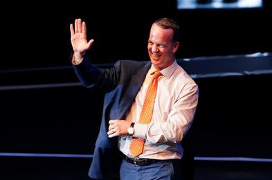 Peyton Manning, retirada del número 18 y llegada al Anillo de Honor de Colts Peyton Manning, retirada del número 18 y llegada al Anillo de Honor de Colts