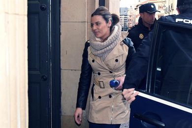 Absuelven a la viuda del boxeador Roberto Larralde de participar en su asesinato Absuelven a la viuda del boxeador Roberto Larralde de participar en su asesinato