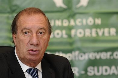 Bilardo dice que el partido entre Argentina y Ecuador "quedará en la historia" Bilardo dice que el partido entre Argentina y Ecuador "quedará en la historia"