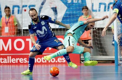 Inter y Barcelona apuntan a la cima Inter y Barcelona apuntan a la cima