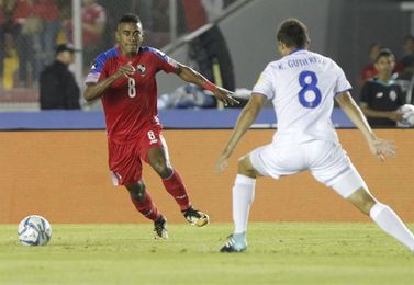 2-1. Gol de Román Torres da primera clasificación a Mundial absoluto a Panamá 2-1. Gol de Román Torres da primera clasificación a Mundial absoluto a Panamá
