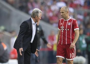 El Bayern, sin James, celebra con goleada el regreso de Heynckes El Bayern, sin James, celebra con goleada el regreso de Heynckes