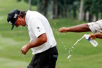 Pat Perez consigue su primera victoria del año; Rafa Cabrera acaba décimo Pat Perez consigue su primera victoria del año; Rafa Cabrera acaba décimo