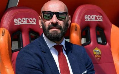 Monchi presume de equipo: "Hemos dado un golpe en la mesa" Monchi presume de equipo: "Hemos dado un golpe en la mesa"