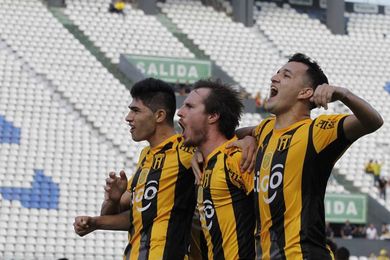 Sportivo Luqueño empata y Guaraní le caza en la cima del torneo de fútbol en Paraguay Sportivo Luqueño empata y Guaraní le caza en la cima del torneo de fútbol en Paraguay