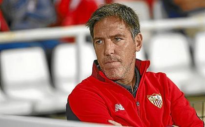Berizzo, en el banquillo visitante de Cartagonova. Berizzo, en el banquillo visitante de Cartagonova.