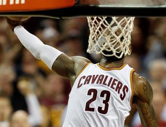 119-112. James vuelve a conducir el triunfo de los Cavaliers 119-112. James vuelve a conducir el triunfo de los Cavaliers