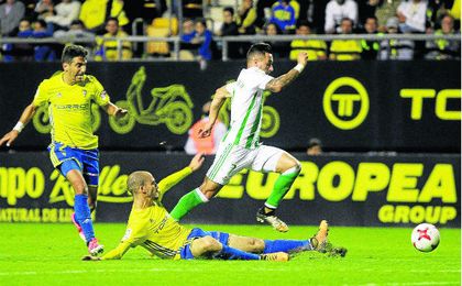 En su sitio, a León nadie le tose ni le discute En su sitio, a León nadie le tose ni le discute