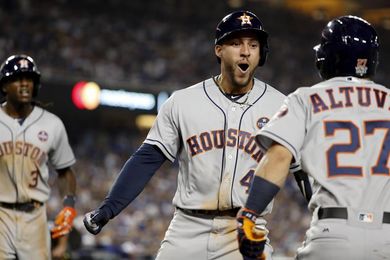 Los Astros buscan aprovechar la ventaja de campo tras quitarle el invicto a los Dodgers Los Astros buscan aprovechar la ventaja de campo tras quitarle el invicto a los Dodgers