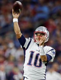Los Patriots traspasan a Jimmy Garoppolo a 49ers y se quedan sólo con Tom Brady Los Patriots traspasan a Jimmy Garoppolo a 49ers y se quedan sólo con Tom Brady