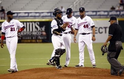 Gigantes vencen Tigres y empatan en la cima del béisbol dominicano Gigantes vencen Tigres y empatan en la cima del béisbol dominicano