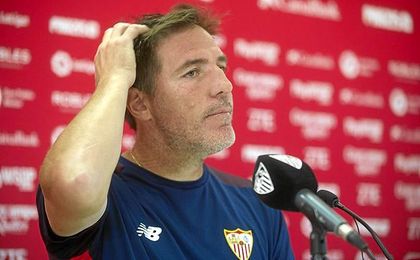 Berizzo se ve con opciones de puntuar en el Camp Nou. Berizzo se ve con opciones de puntuar en el Camp Nou.