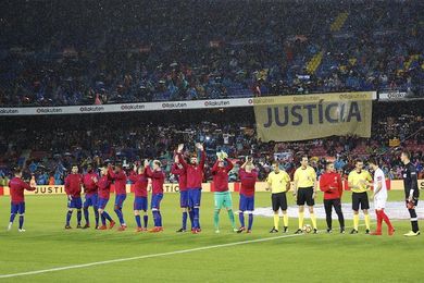 El Camp Nou pide la libertad de los exconsellers de la Generalitat El Camp Nou pide la libertad de los exconsellers de la Generalitat