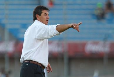 El América empata sin goles frente a Santa Fe y queda fuera de zona de peligro El América empata sin goles frente a Santa Fe y queda fuera de zona de peligro