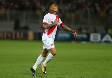 Perú se conjura para clasificar al Mundial en honor a Paolo Guerrero Perú se conjura para clasificar al Mundial en honor a Paolo Guerrero