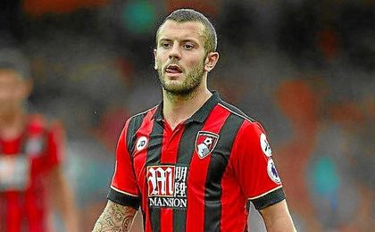Whilsere jugó cedido la pasada temporada en el Bournemouth. Whilsere jugó cedido la pasada temporada en el Bournemouth.